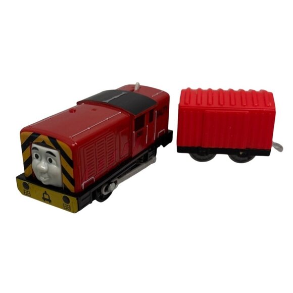 Thomas & Friends Trackmaster Salty & Red Cargo Car Train Set Toy Gullane 2013 - Picture 1 of 12
